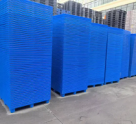 批量出售各种二手塑料托盘,二手木托盘塑胶卡板 批量出售各种二手塑料托盘,二手木托盘塑胶卡板